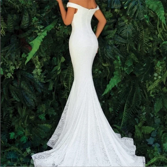NEW CLARISSE SZ 8 WHITE LACE BEADED OFF SHOULDER FORMAL EVENING WEDDING DRESS - Picture 14 of 14
